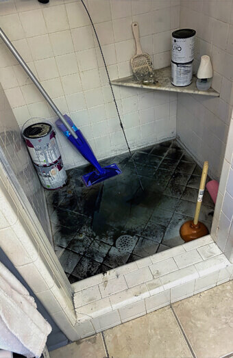https://plumberhilton.com.au/uploads/2025/06/blocked-drains-781929.jpg
